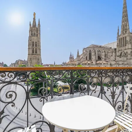 アパート Place Pey Berland Avec Balcon Et Parking ボルドー