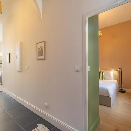 Place Pey Berland Avec Balcon Et Parking * ボルドー