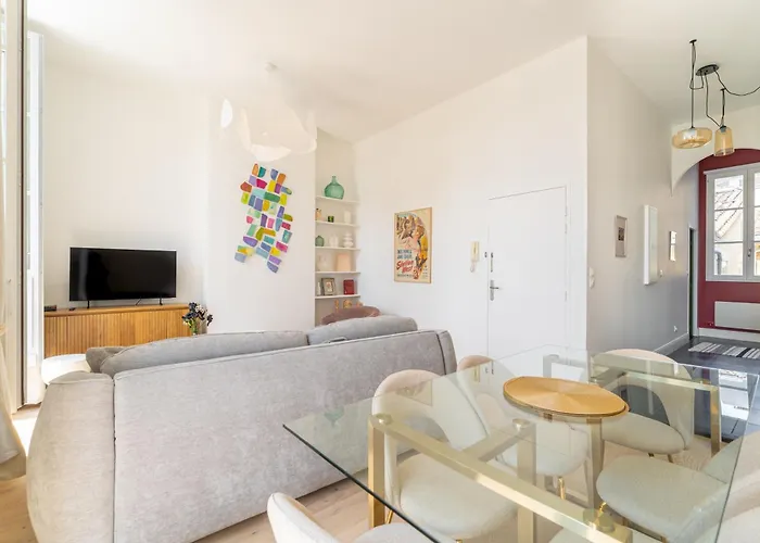 Place Pey Berland Avec Balcon Et Parking Lejlighed Bordeaux