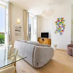Place Pey Berland Avec Balcon Et Parking