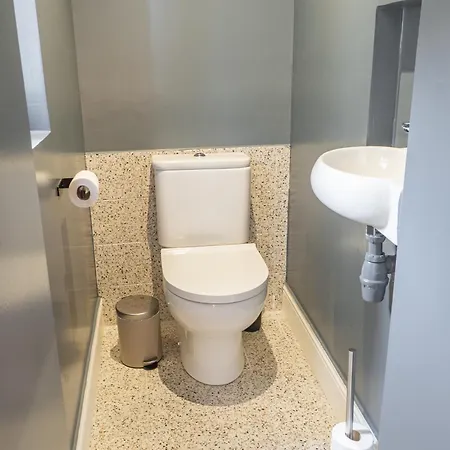 Place Pey Berland Avec Balcon Et Parking * بوردو